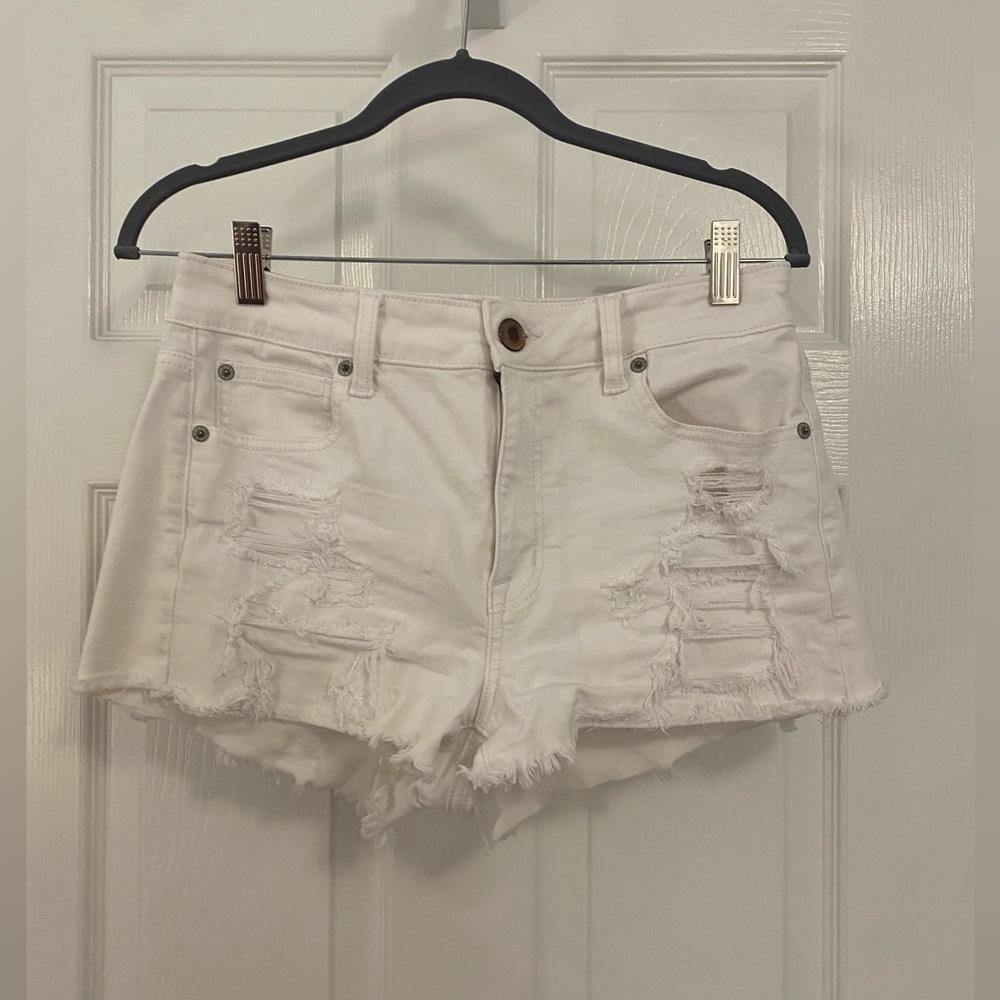 American Eagle Outfitters Hi-Rise White Shorts